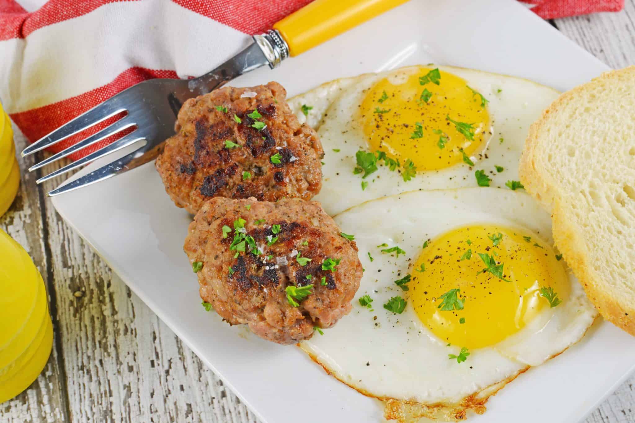 Homemade Breakfast Sausage is super easy using my proprietary blend of breakfast sausage seasoning. Add eggs and toast to complete your delicious breakfast. #breakfastsausagerecipe #breakfastsausageseasoning #homemadebreakfastsausage www.savoryexperiments.com