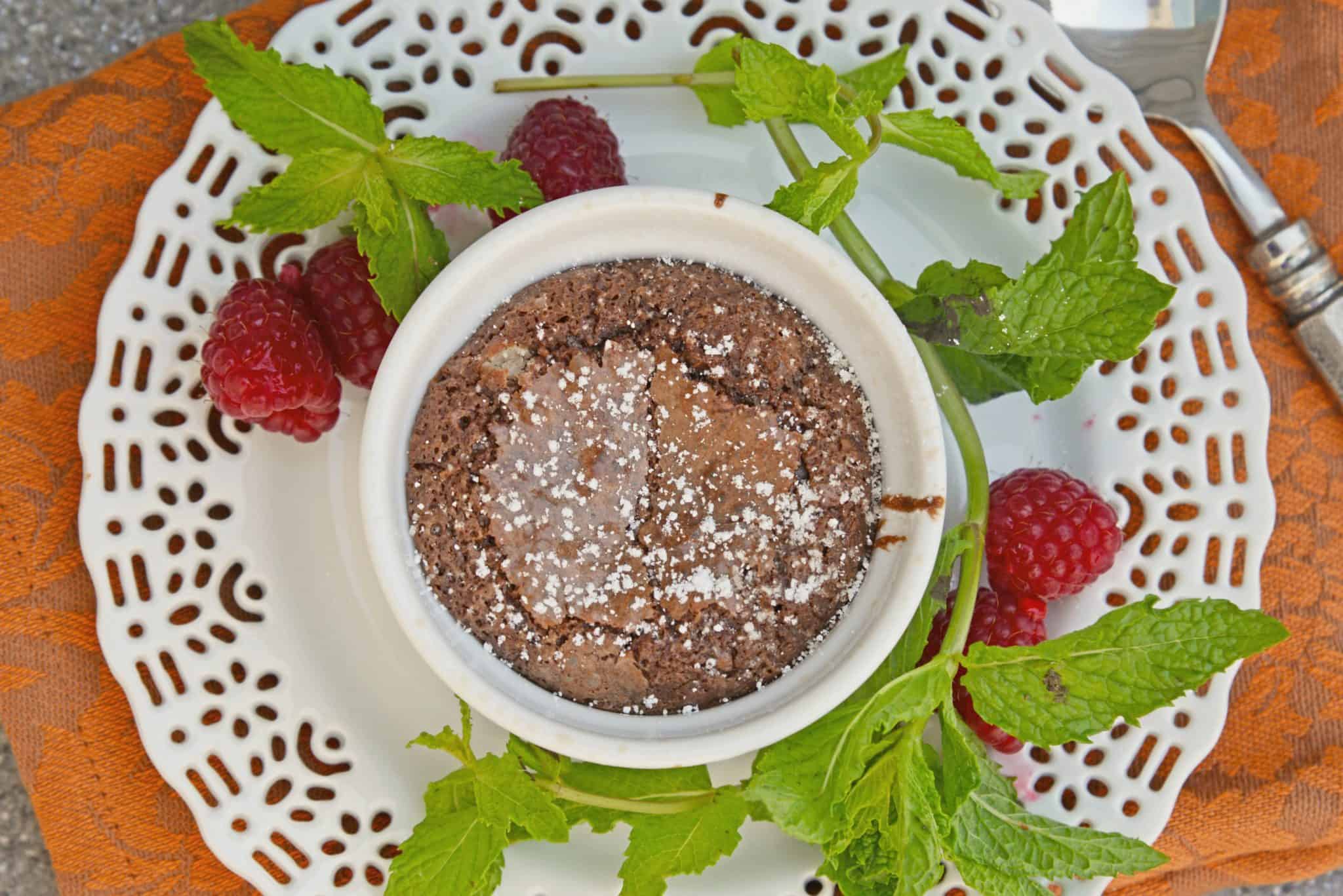 Red Wine Chocolate Lava Cake is so easy to make at home! This molten lava cake comes out of the oven piping hot in just about 30 minutes. #lavacakerecipe #moltenlavacake #chocolatecake www.savoryexperiments.com