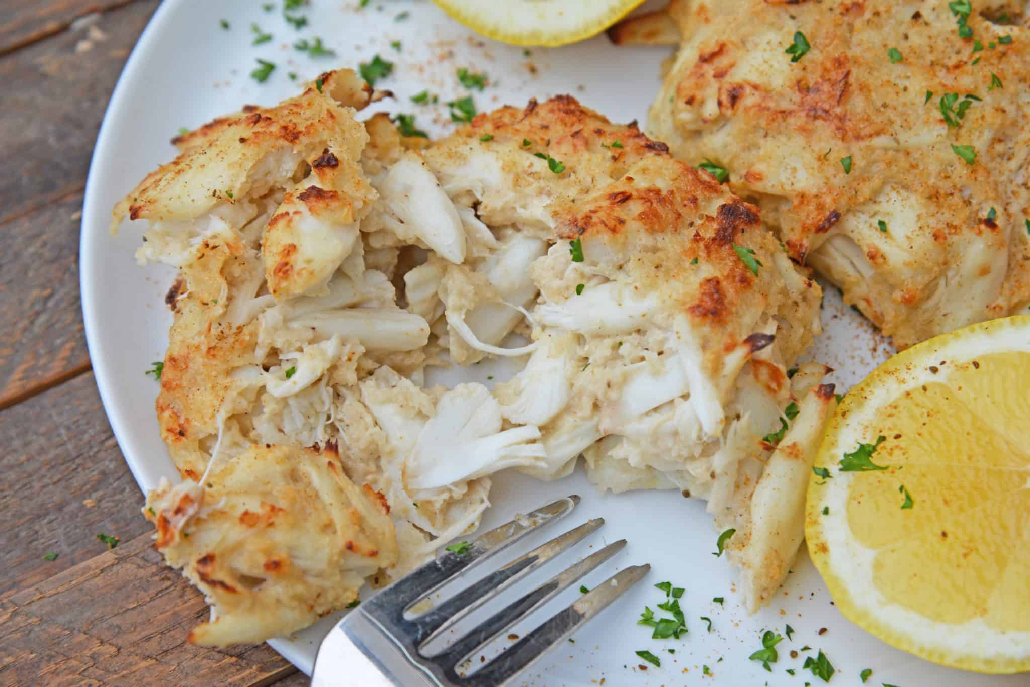 Authentic Maryland Crab Cakes | BEST 5 Star Jumbo Lump Crab Cakes!