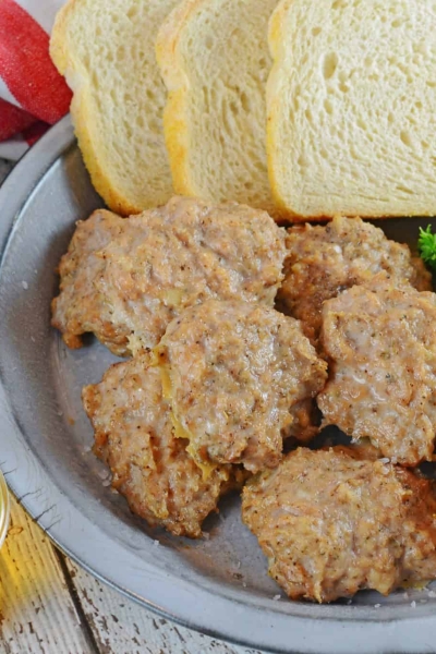 Maple Sage Chicken Sausage is an easy breakfast sausage recipe using a savory sausage spice mix. They can be made ahead of time and frozen! #homemadesausage #breakfastsausage www.savoryexperiments.com