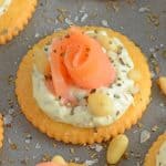 Smoked Salmon Pesto Crackers are easy no-cook appetizers perfect for any potluck, party or afternoon snack. They are also healthy!