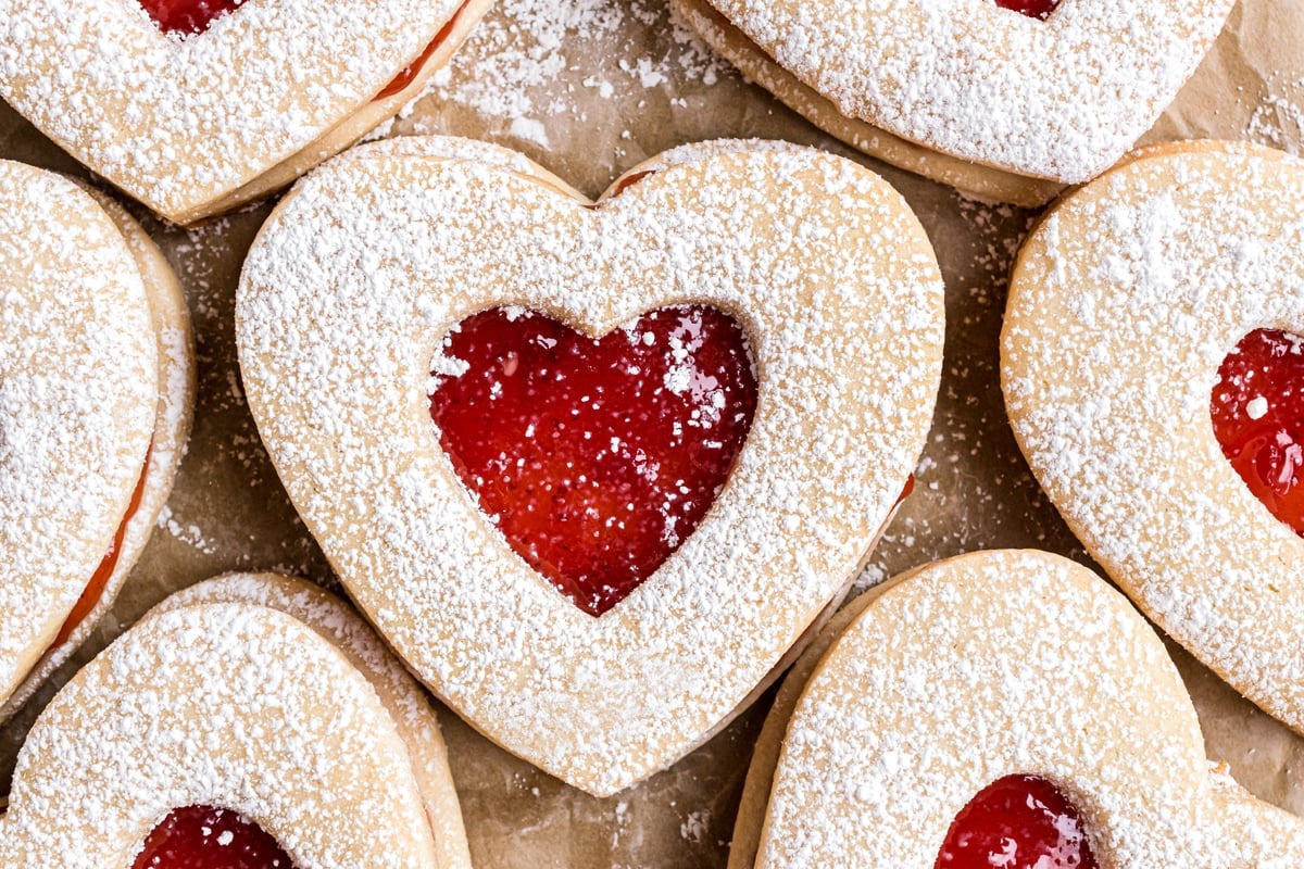 overhead of jammie dodger cookies