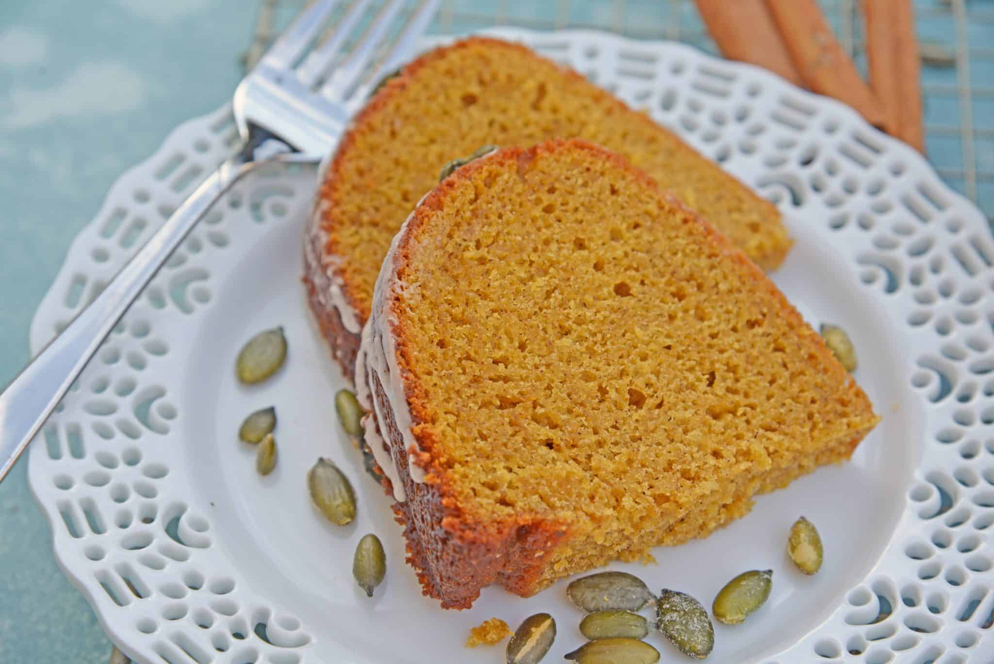 Copycat Starbucks Pumpkin Bread is a moist and flavorful pumpkin pound cake perfect for pairing with a pumpkin spice coffee! #pumpkinbread #pumpkinpoundcake www.savoryexperiments.com 