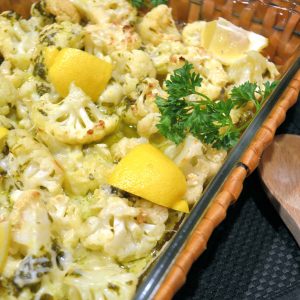 Lemon Parmesan Roasted Cauliflower is the perfect easy and healthy side dish recipe. Lemon and parmesan liven up boring cauliflower. #lemonparmesancauliflower #roastcauliflower www.savoryexperiments.com