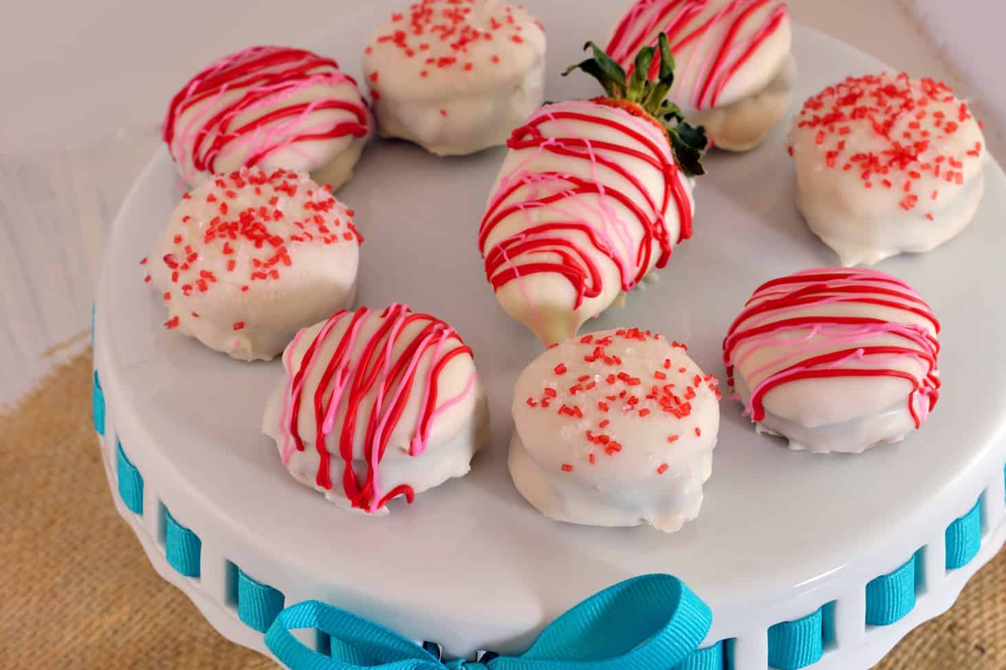 Strawberry Shortcake Cookies | //homemaderecipes.com/course/desserts/10-no-bake-cookie-recipes/