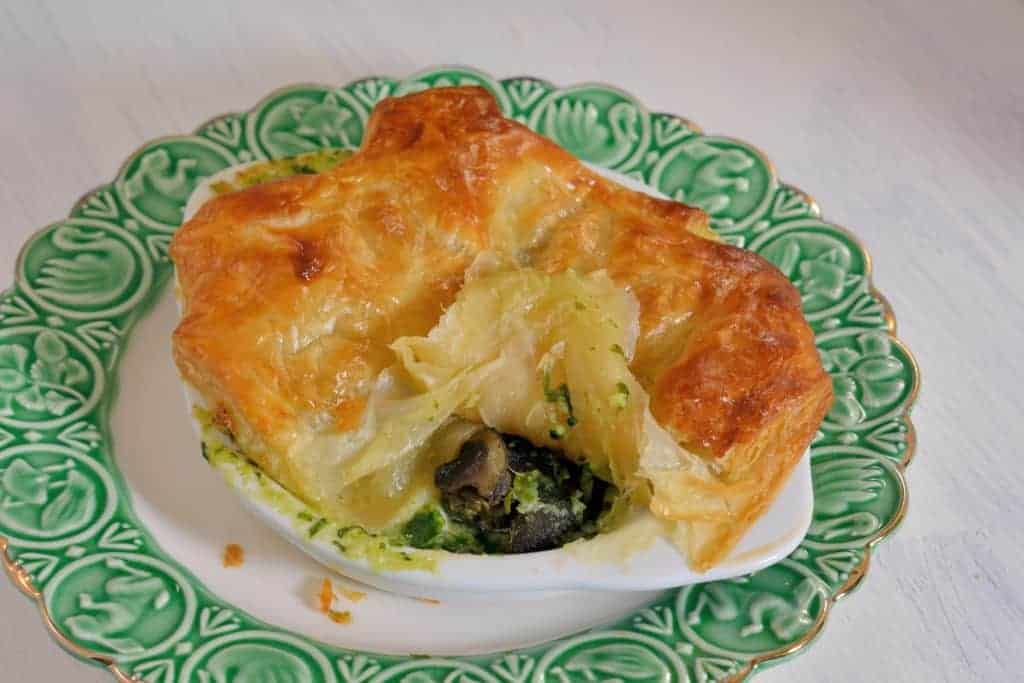 Escargot Vol-Au-Vent (Escargot in puff pastry)