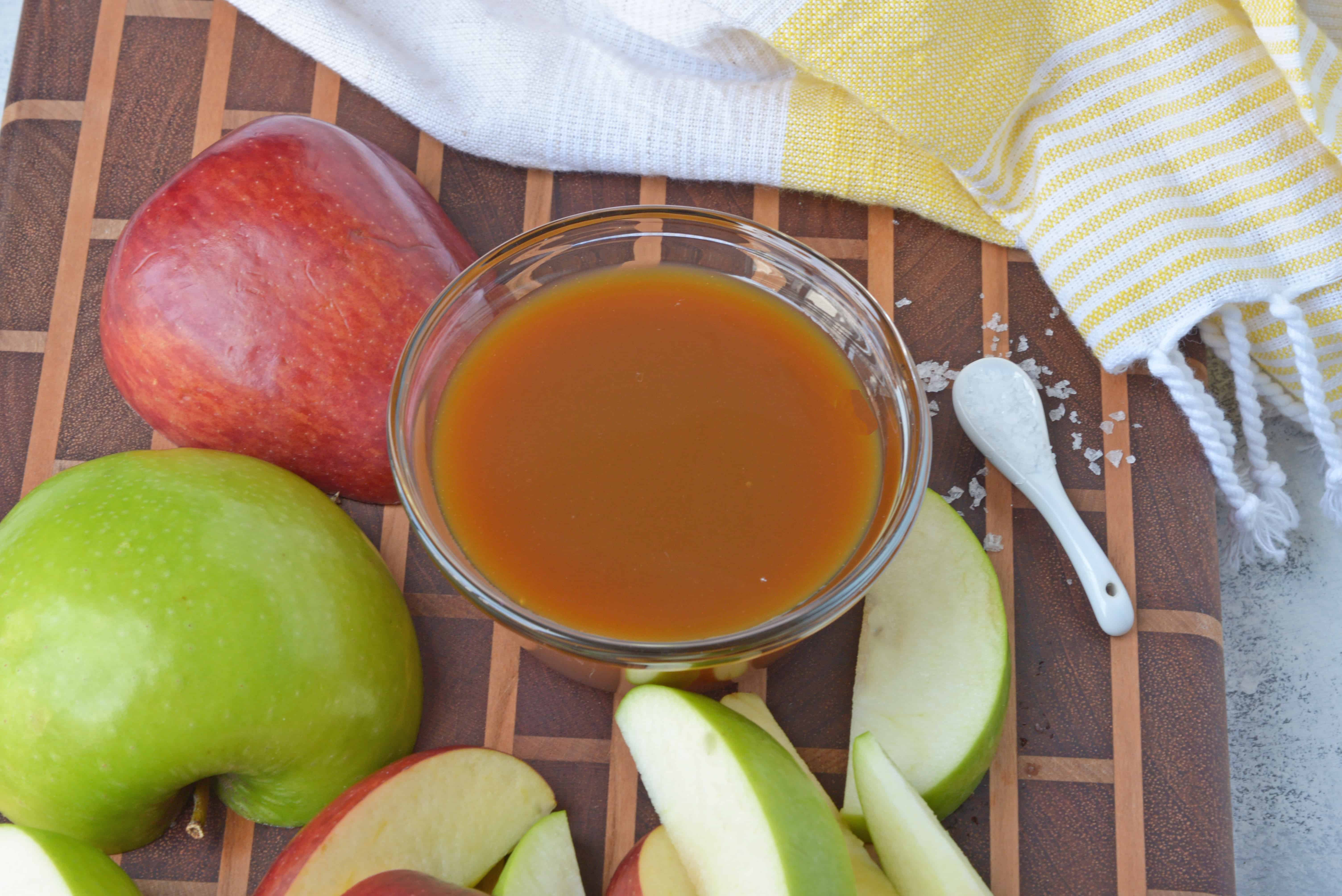 Easy Caramel Sauce comes together in just 15 minutes with only 5 ingredients. Use it in any recipe that calls for caramel! #howtomakecaramel #caramelsauce www.savoryexperiments.com 