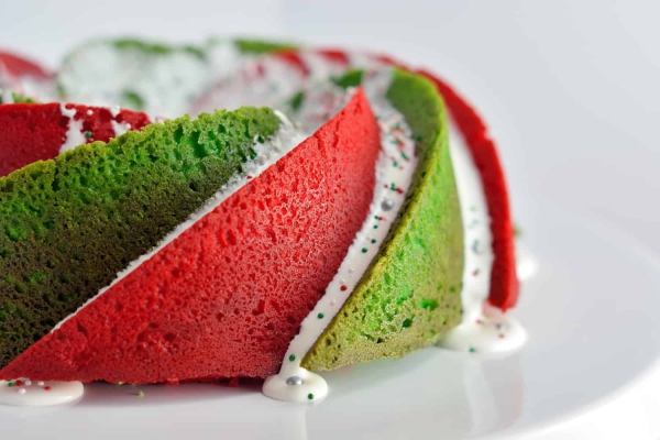 Christmas Swirl Bundt Cake Recipe Christmas Swirl Bundt Cake Recipe- You won't believe how easy it is to create this beautiful and festive vanilla flavored Christmas Swirl Bundt Cake!