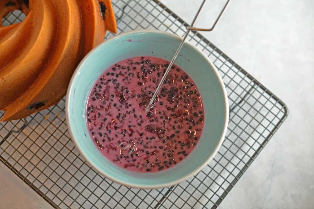 Blackberry Bundt Cake Recipe- my favorite blackberry recipes using fresh blackberries and Blackberry Ginger Ale to make a moist and decadent bundt cake. The consistency of pound cake, it is ideal for brunch, tea or dessert. www.savoryexperiments.com