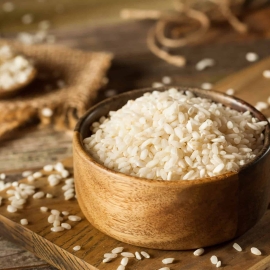 Risotto isn't just a restaurant dish. You can make any risotto recipe at home using these easy tips and tricks! Plus, six ways to make risotto! #howtomakerisotto #risottorecipes www.savoryexperiments.com