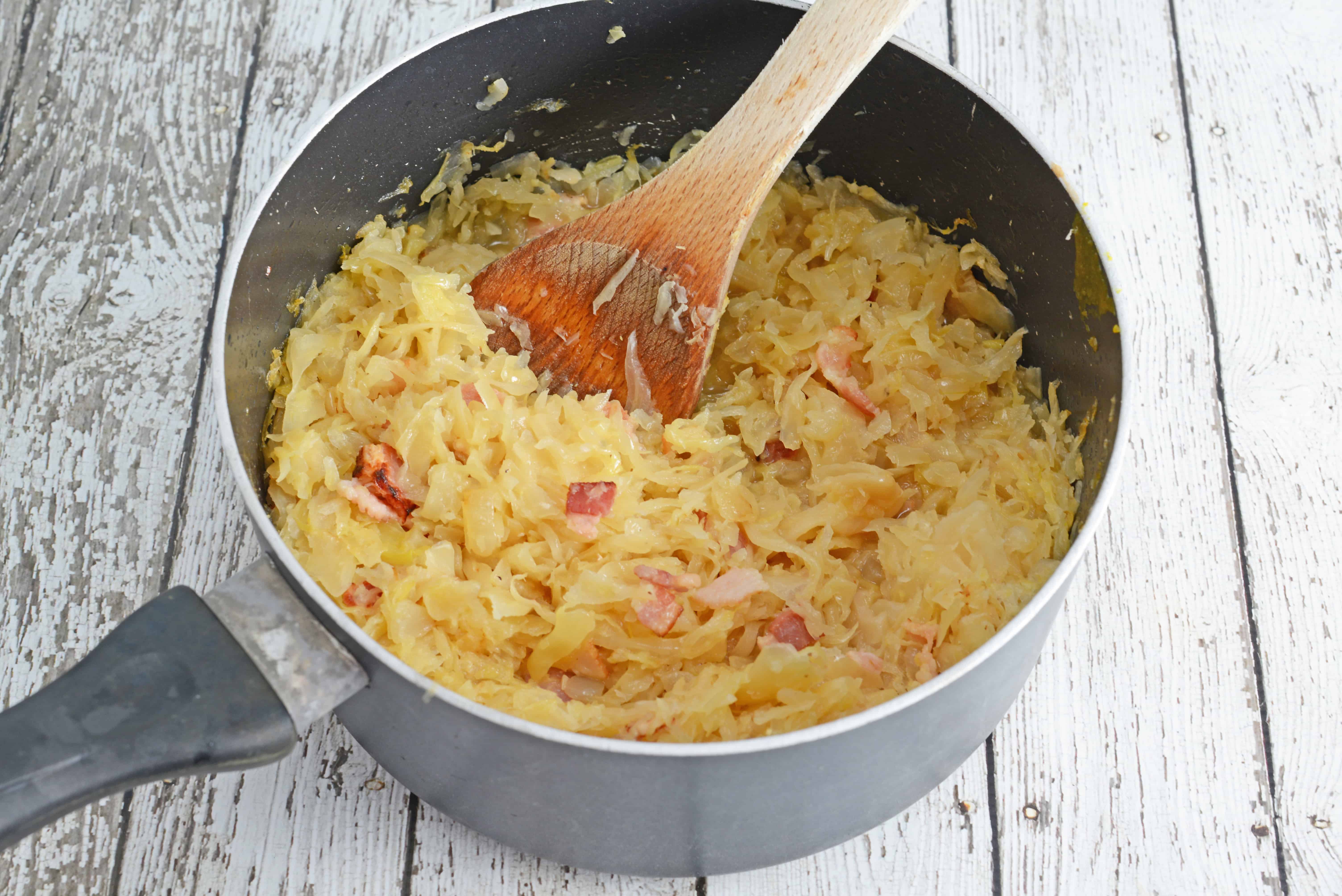 Beer and Bacon Sauerkraut Recipe- drained sauerkraut reconstituted with the flavors of beer and bacon. Top on hamburgers or hot dogs. www.savoryexperiments.com