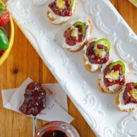An easy appetizer idea made with 5 ingredients and 10 minutes!