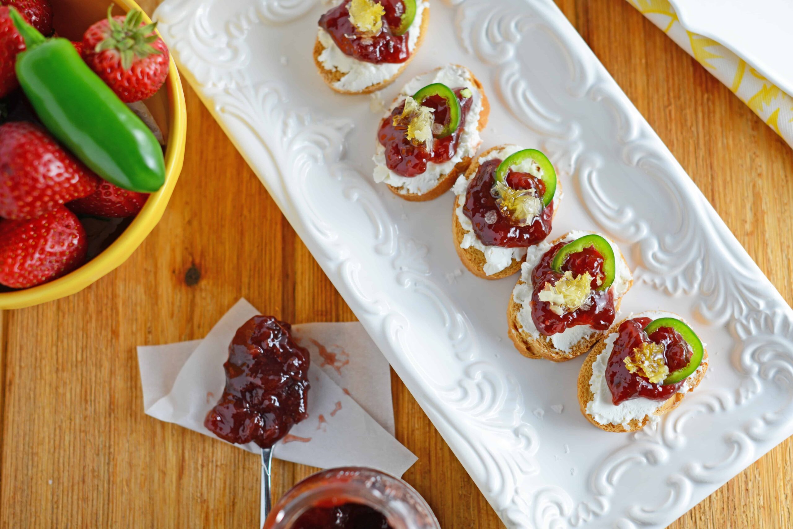 An easy appetizer idea made with 5 ingredients and 10 minutes!