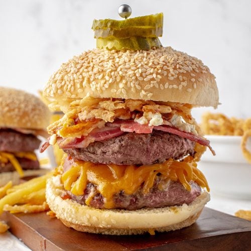 23+ Best Gourmet Burger Recipes (Outrageous & Jaw Dropping)