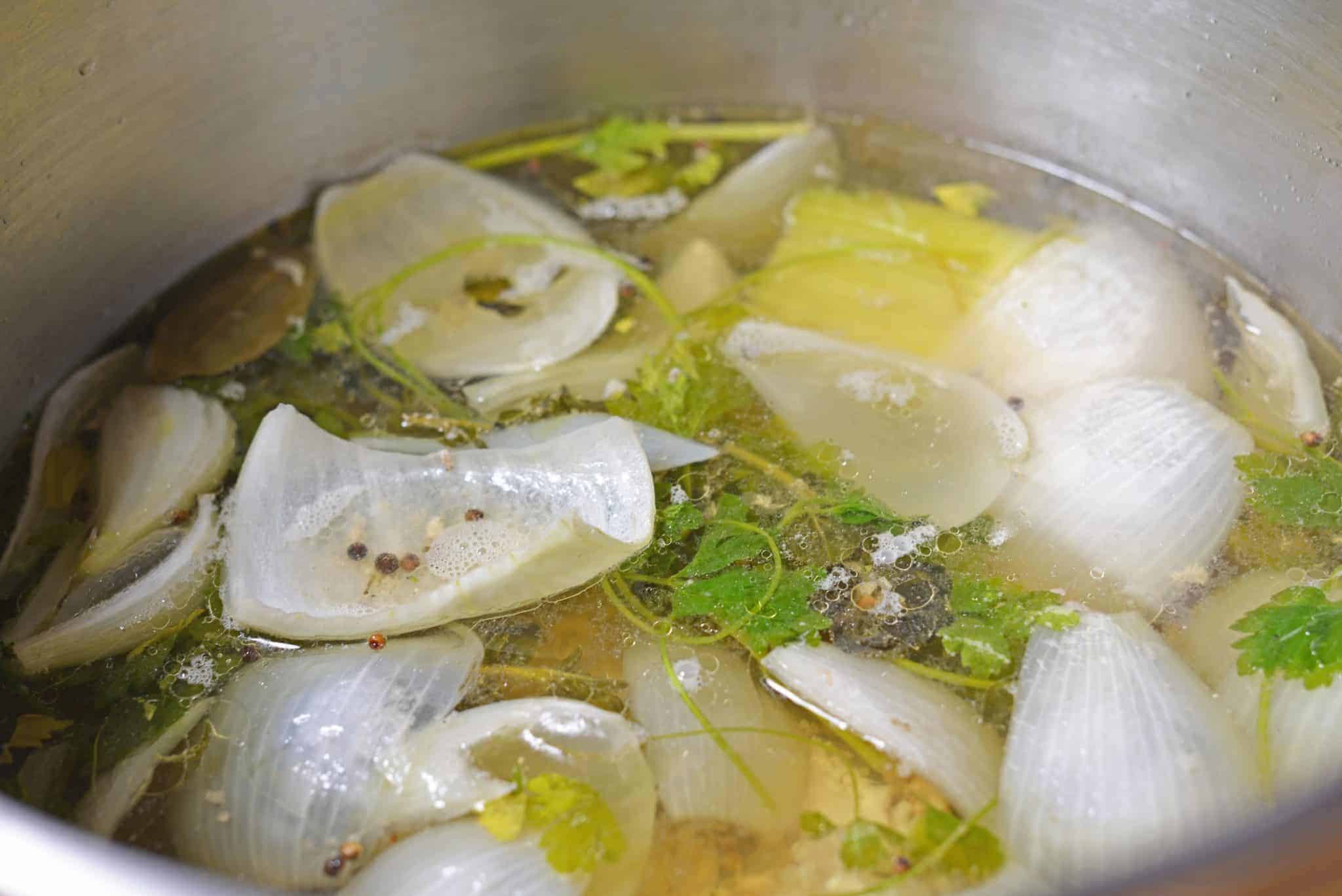 Turkey Stock is the base to great gravy, sauce and stuffing. Make your own for robust flavor and maximum health benefits.