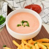 bowl of fry sauce with chives