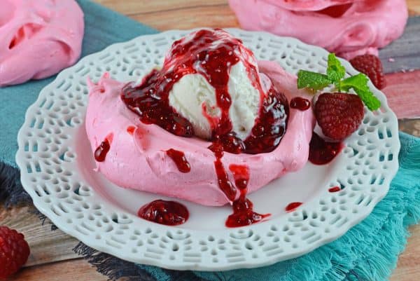 meringue-ice-cream-cups-1 Easy Meringue Ice Cream Cups are the perfect dinner party dessert or Valentine's Day treat that the whole family will enjoy!