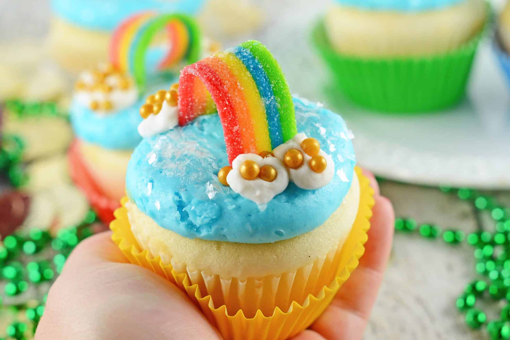 The BEST Rainbow Cupcakes