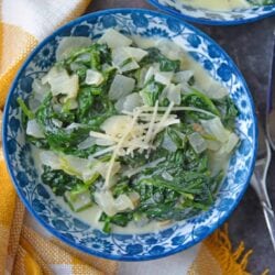 If you are wondering how to make creamed spinach, look no further! This easy creamed spinach recipe makes the perfect side dish to any meal. #creamedspinachrecipe #easycreamedspinach www.savoryexperiments.com