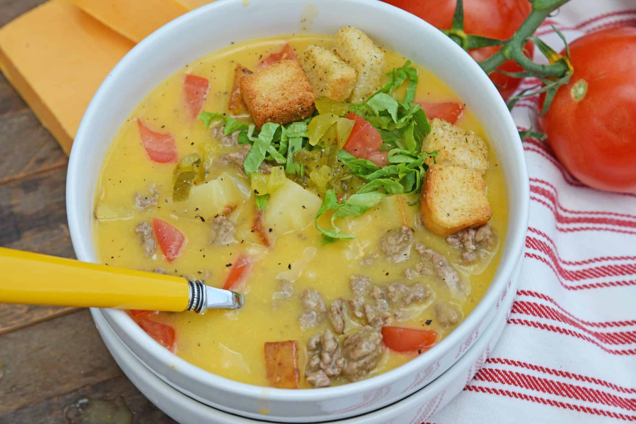 Bacon Cheeseburger Soup takes classic Cheeseburger Soup and adds BACON! Your favorite comfort food in soup form, does it get any better? #baconcheeseburgersoup #cheeseburgersoup www.savoryexperiments.com 