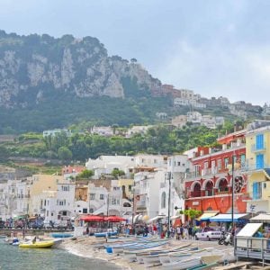 Looking for what to do in Capri? From the beach, to sightseeing, shopping and good, we have you covered! Start planning your Capri vacation now! #capriitaly #capriisland www.savoryexperiments.com