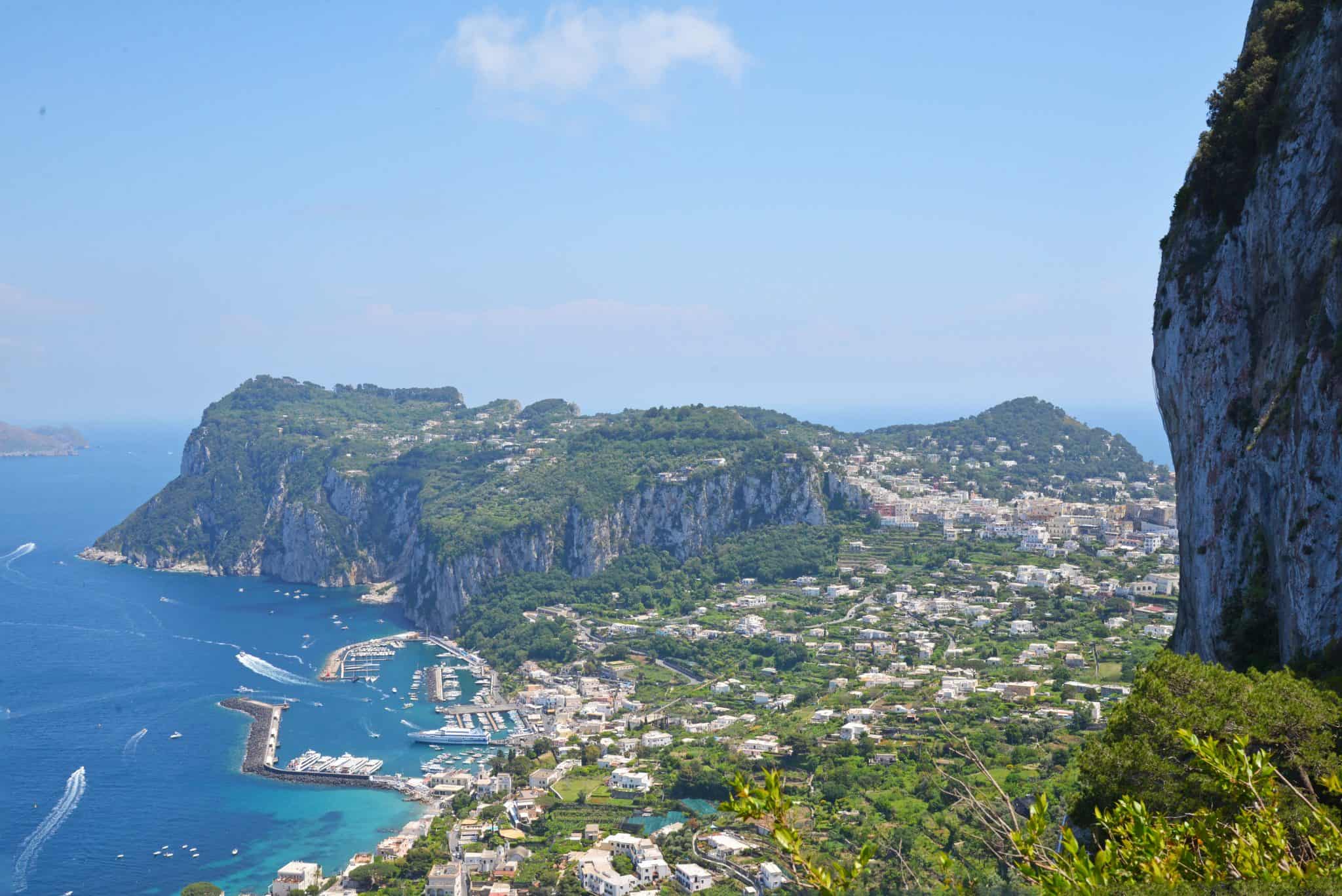 Looking for what to do in Capri? From the beach, to sightseeing, shopping and good, we have you covered! Start planning your Capri vacation now! #capriitaly #capriisland www.savoryexperiments.com