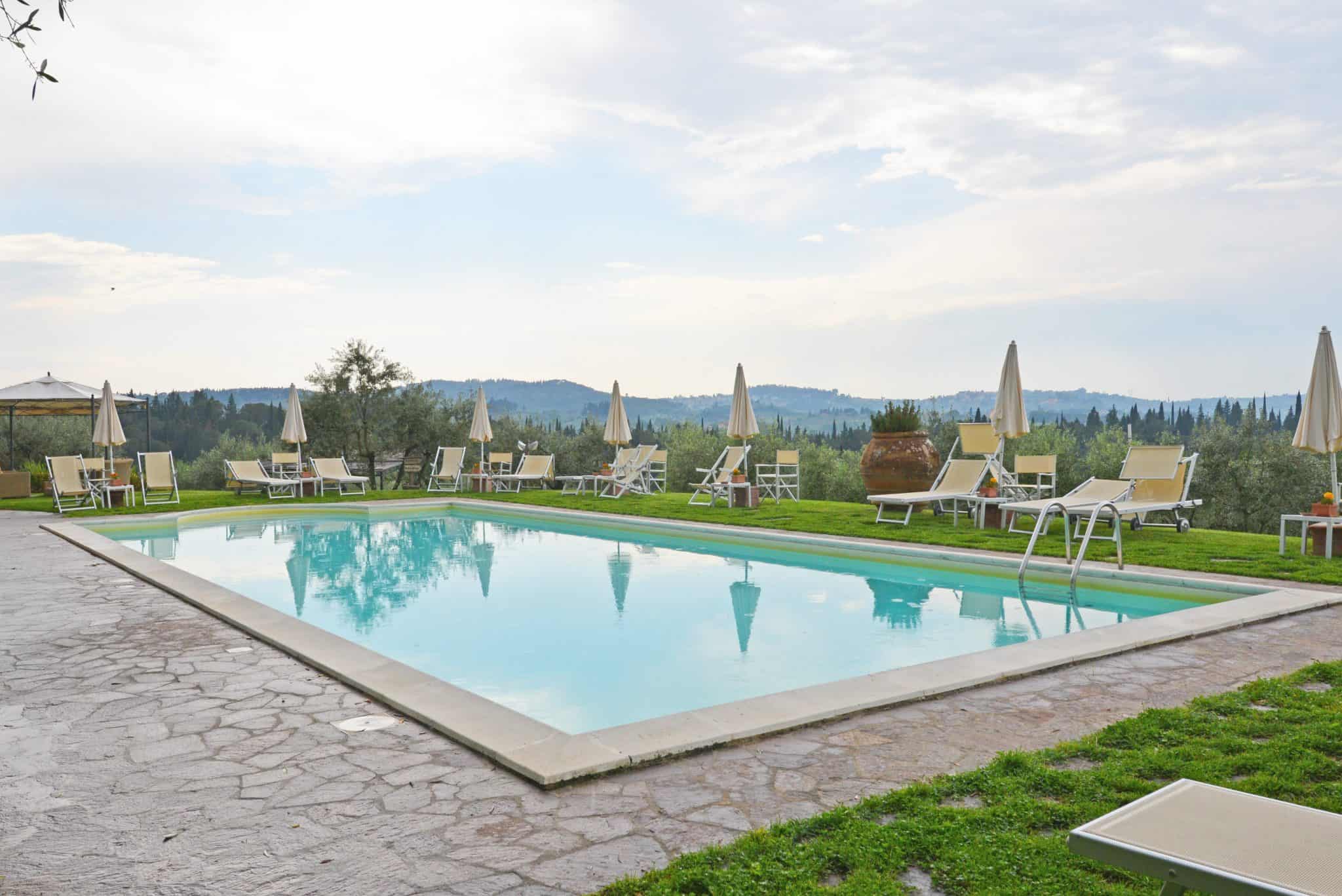 Planning your trip to Tuscany should include a visit to La Presura, a quaint location in Strada in Chianti. The perfect getaway from the bustle of Florence. #chianti #visittuscany www.savoryexperiments.com 