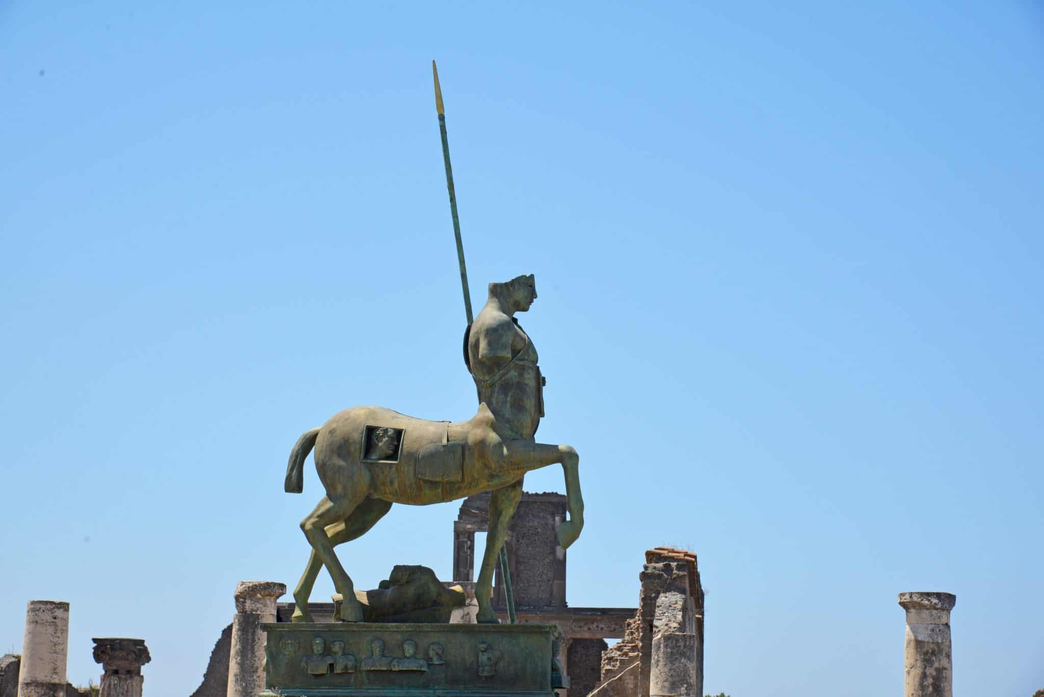 Tips for planning your Visit to Pompeii, the archeological site on the outskirts of Naples at the base of Mount Vesuvius. #pompeii www.savoryexperiments.com