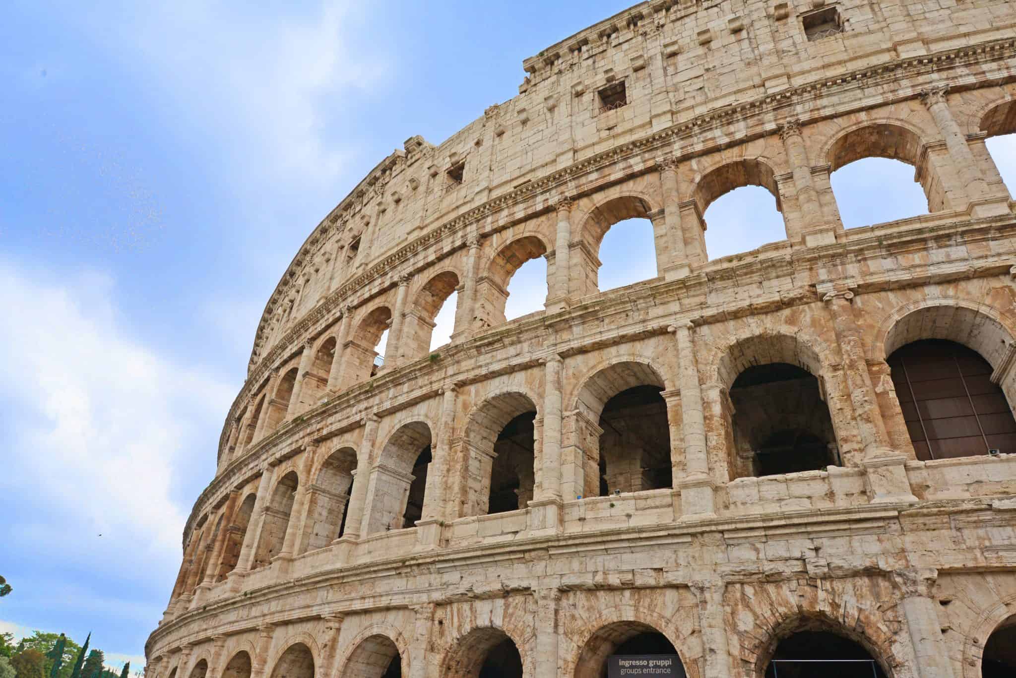 Day 3 of your Rome walk tour covers the Colosseum, Roman Forum, Palatine Hill, Arch of Constantine. Walk with the gladiators!