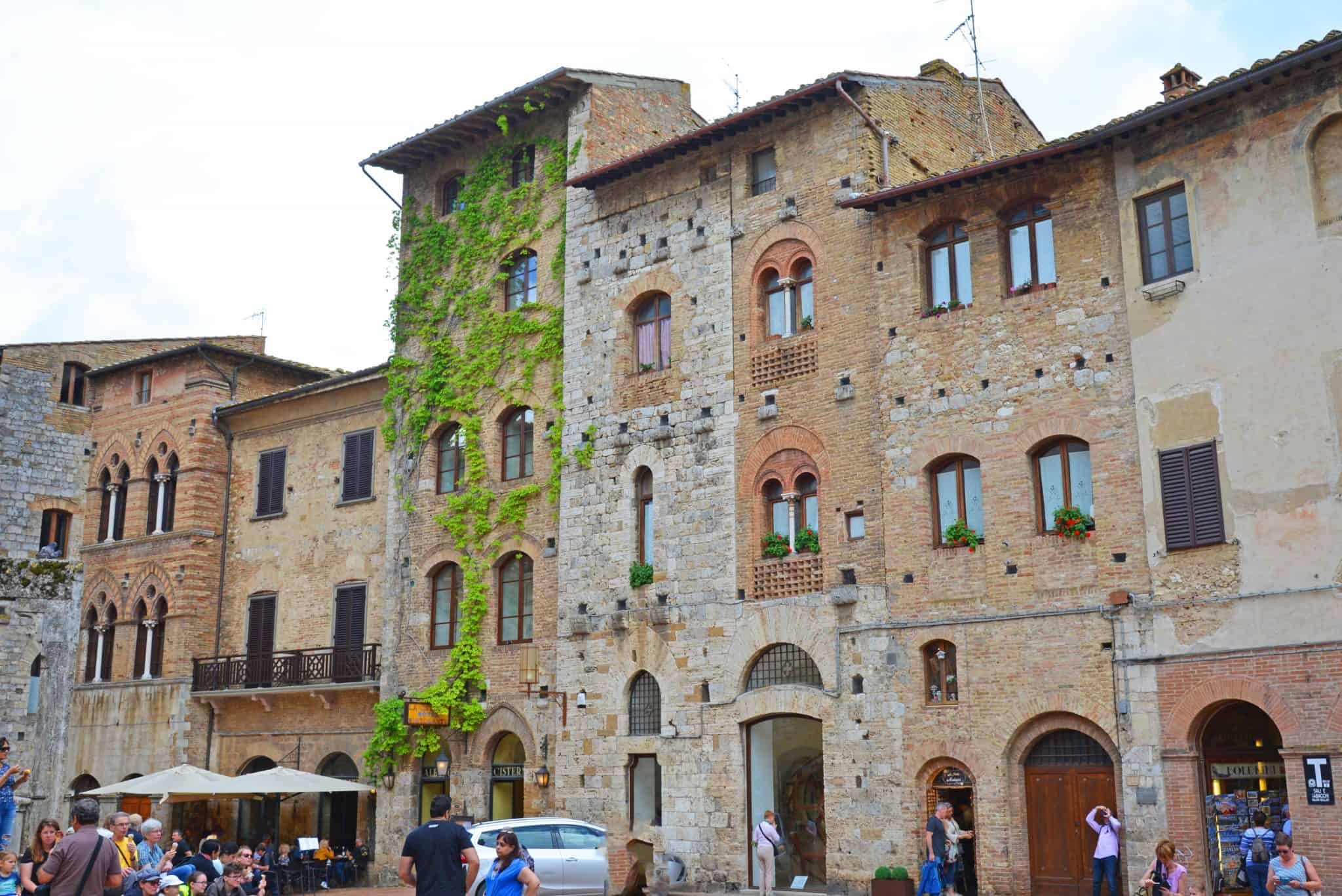San Gimignano, a medieval town in Tuscany, is perfect for a day trip from Florence or Rome. Intimate with fabulous food, views and gelato, it is the quintessential Italian village. #SanGimignano #tuscany www.savoryexperiments.com