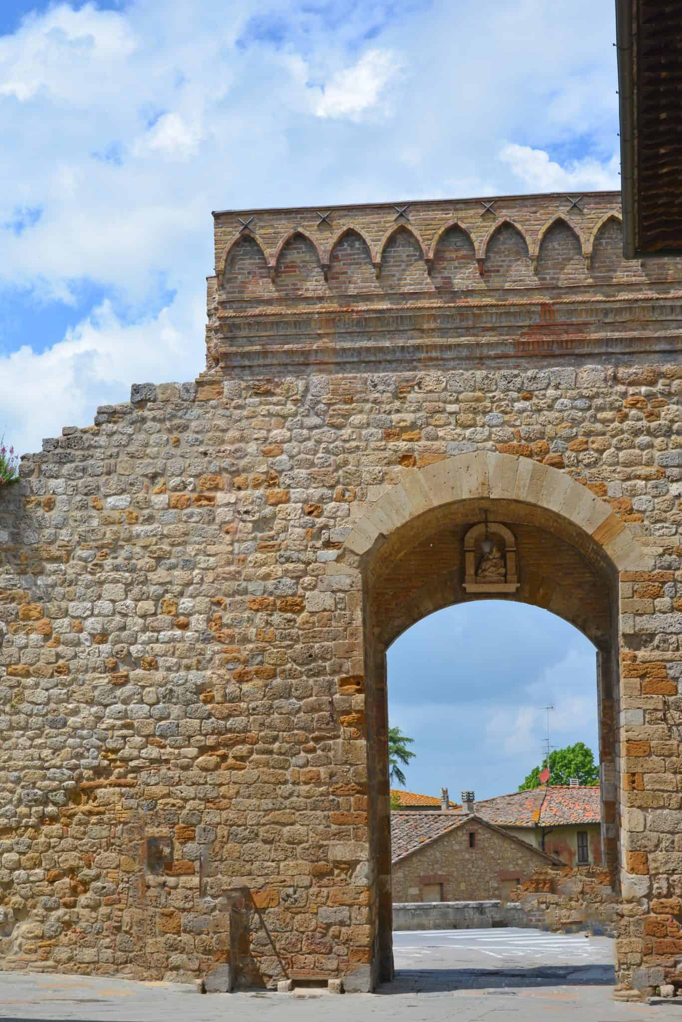 San Gimignano, a medieval town in Tuscany, is perfect for a day trip from Florence or Rome. Intimate with fabulous food, views and gelato, it is the quintessential Italian village. #SanGimignano #tuscany www.savoryexperiments.com 