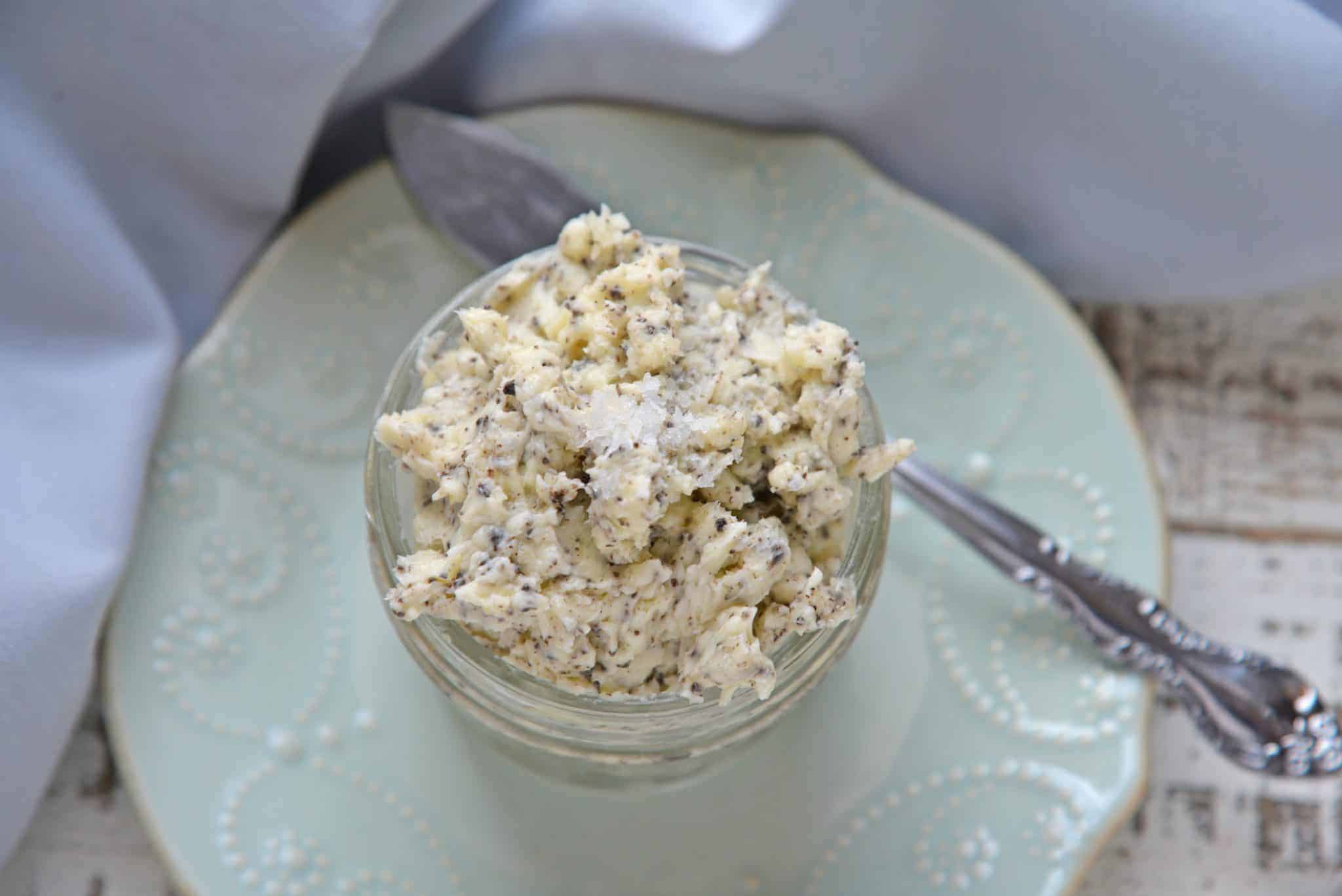 This Homemade Black Truffle Butter is so easy to make! Only 3 ingredients and a few minutes needed. You'll never get it at the store again! #trufflebutter #blacktrufflebutter #whatistrufflebutter www.savoryexperiments.com 