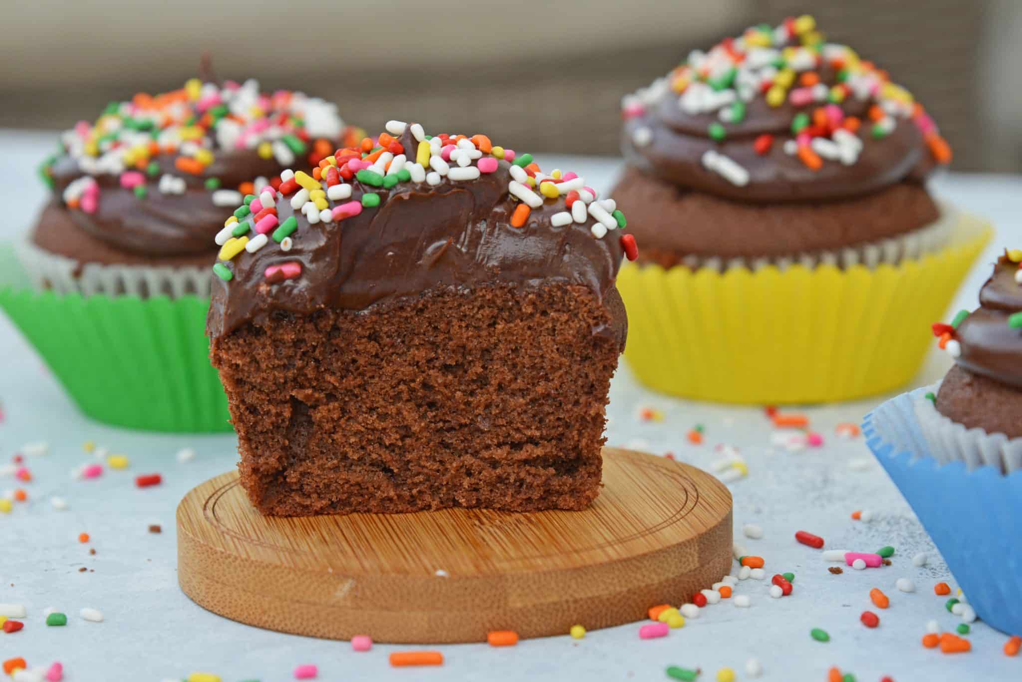 Small Batch Chocolate Cupcakes are the perfect easy homemade chocolate cupcakes for when you just NEED a cupcake but not an entire batch! Makes just 6 cupcakes! #smallbatchcupcakes #homemadechocolatecupcakes www.savoryexperiments.com