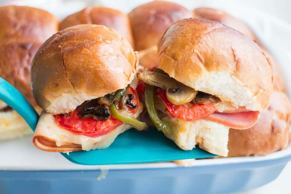 19+ Party Perfect Hawaiian Roll Sliders - Hawaiian Roll Sandwiches