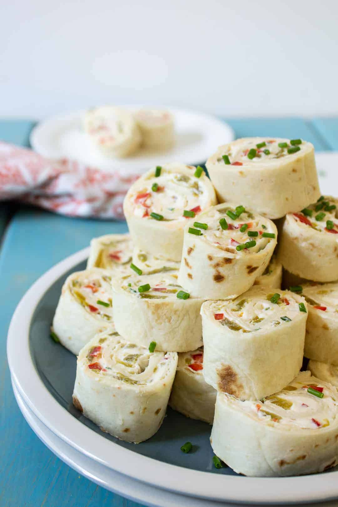 19+ Easy Pinwheel Recipes for a Party - Pinwheel Wrap Recipes