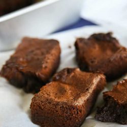 air fryer brownies on parchment paper