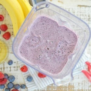 purple smoothie in a blender