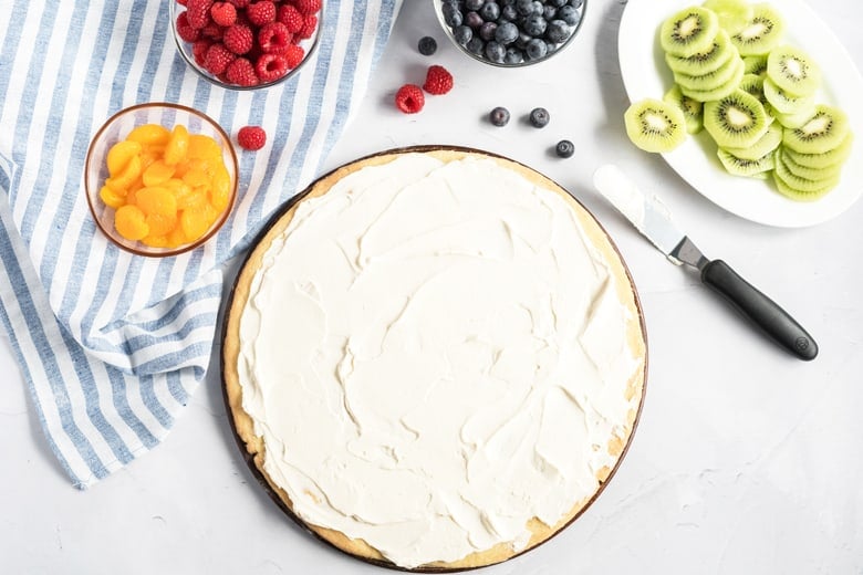 frosted cookie crust for fruit pizza 