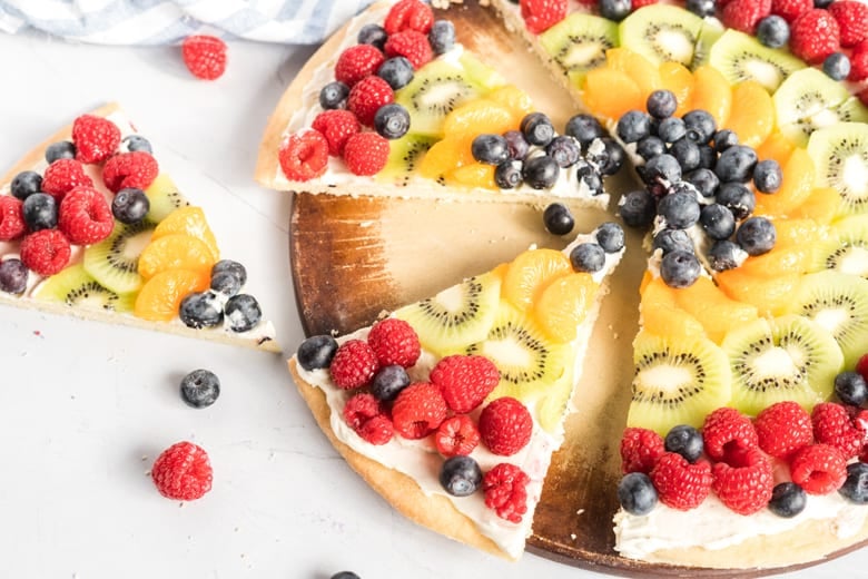 cut and sliced fruit pizza 