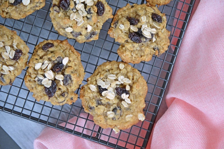 oatmeal raisin cookies