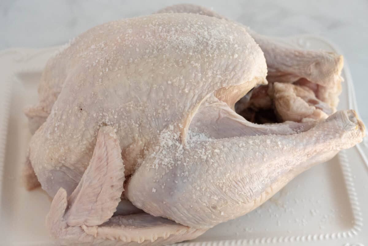 Salt dry brine for a turkey 