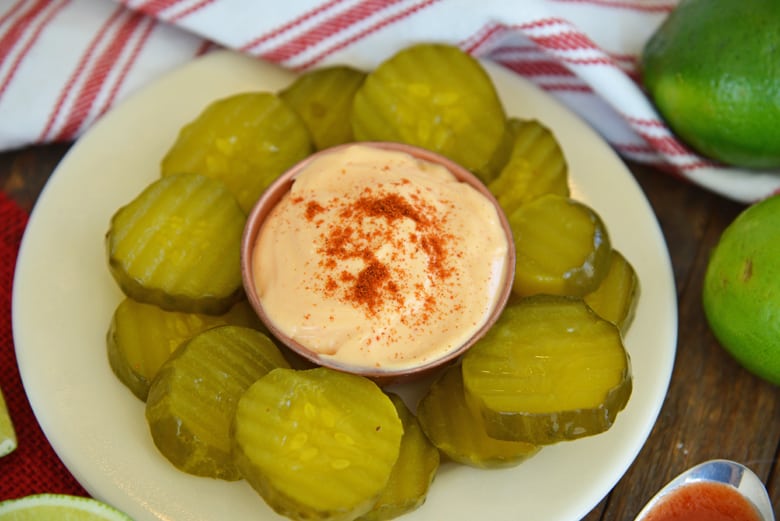 spicy aioli dipping sauce with pickles 