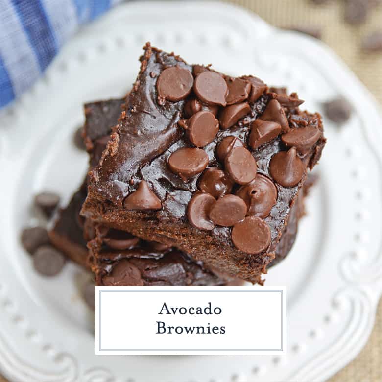 Flourless avocado brownies with chocolate chips 