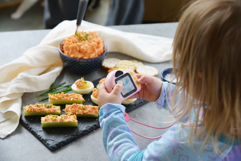 toddler taking food pics 