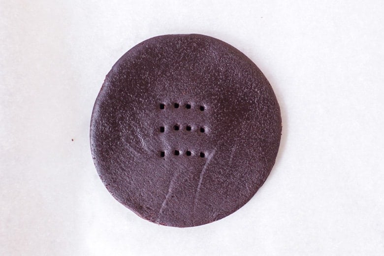 fork holes pricked into cookie for ice cream sandwich