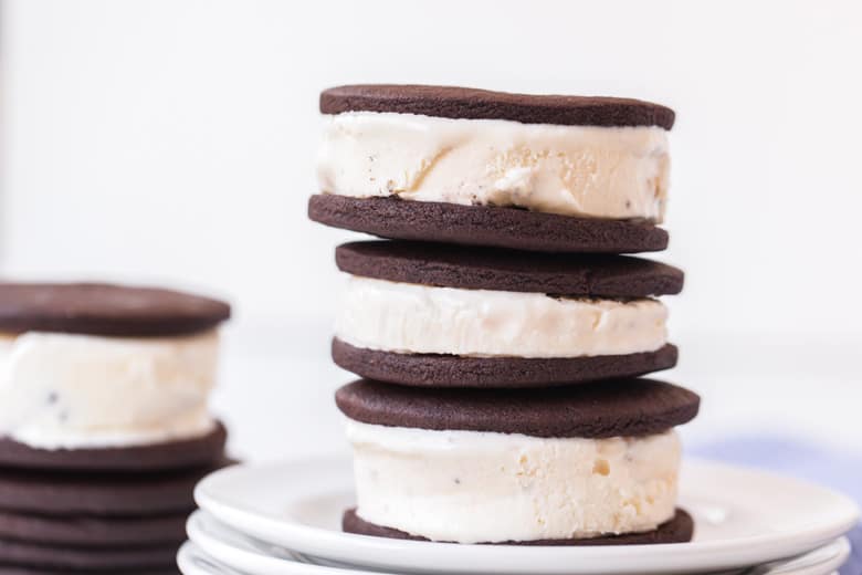 pile of ice cream sandwiches