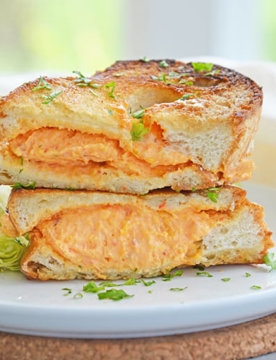 pimento grilled cheese sandwich