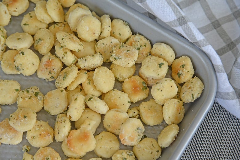 close up of ranch flavored oyster crackers 