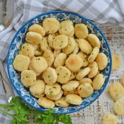 A bowl of ranch oyster crackers