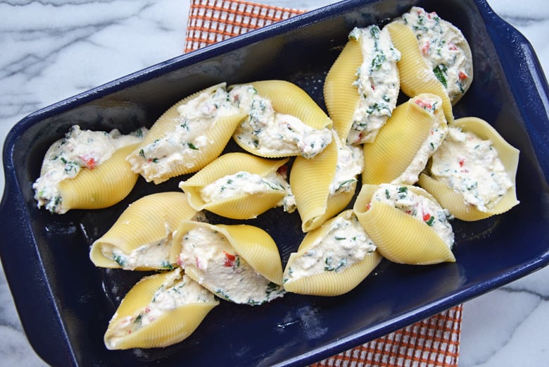 pasta shells stuffed with ricotta cheese 